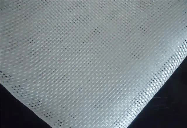 无碱玻璃纤维布使用有什么优势